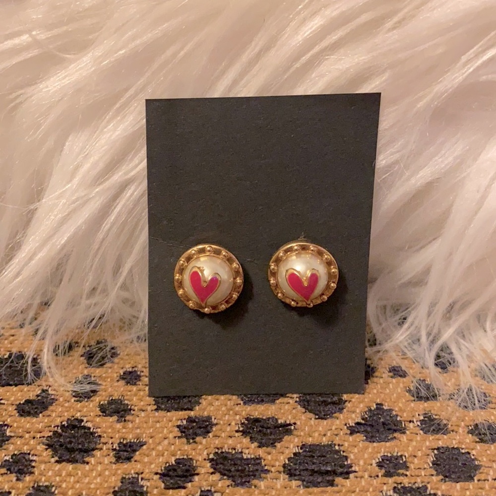 Pearl/Heart Stud Earrings